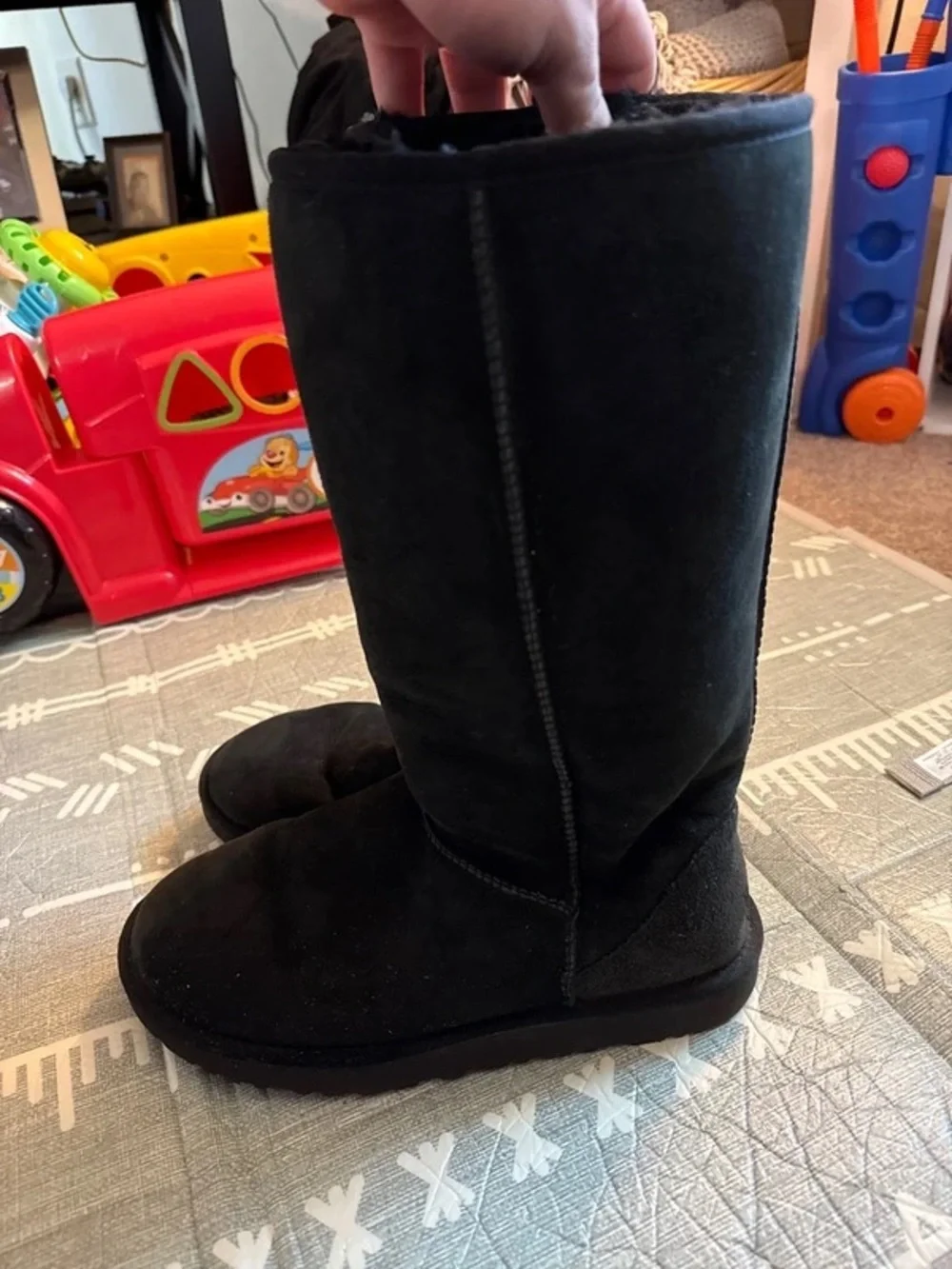 UGG Women Classic Tall Black Suede Boots